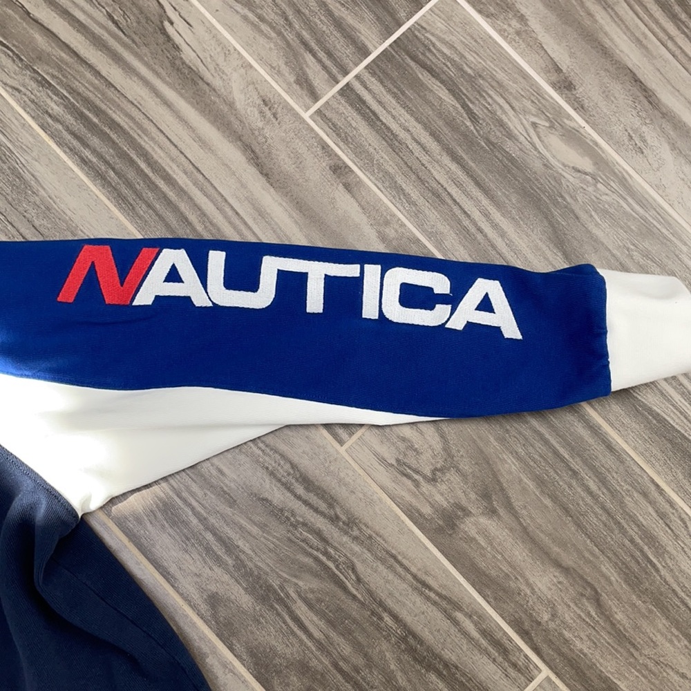 Men’s Nautica Sweatshirt - Picture 5 of 12